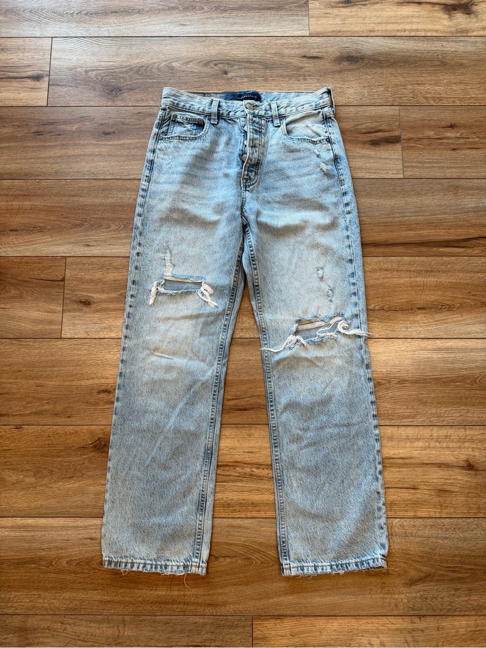 Aeropostale 90s Baggy Distressed Lightwash Jeans Size 6 Regular